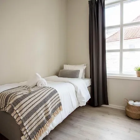 Apartamento Modern Seafront 3br Loft Walk To Bryggen - Svb305 *